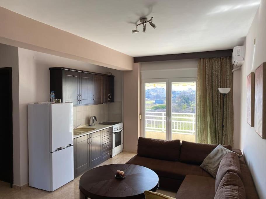 Raise Mirivili Serviced Apartment 알렉산드로폴리스 외부 사진