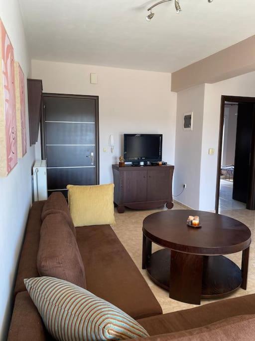 Raise Mirivili Serviced Apartment 알렉산드로폴리스 외부 사진
